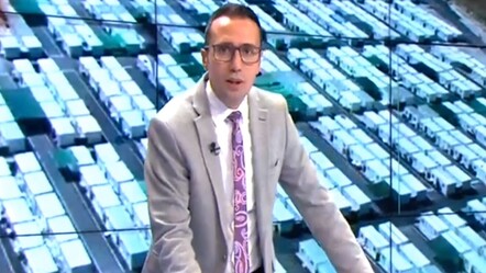 Canlı yayında depreme yakalandı! Spikerin zor anları kamerada - gundem