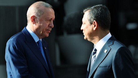 AK Parti'den Özgür Özel'e sert tepki: Siyasi saldırganlıktır - politika