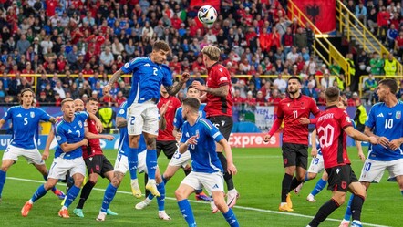 Arnavutluk 25. saniyede golü buldu! İtalya geriden gelerek kazandı - spor