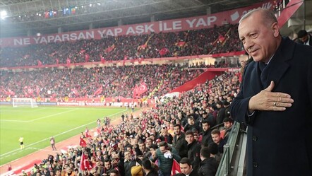 Erdoğan A Milli Futbol Takımı'nı tebrik etti: