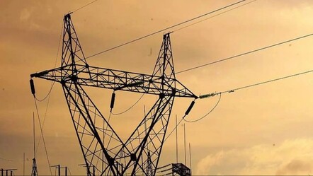 Balkanlar karanlığa gömüldü! Elektrik kesintisi 4 ülkede hayatı felç etti - gundem