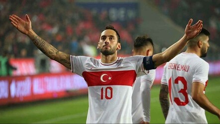 Hakan Çalhanoğlu dünya devi Bayern Münih'e transfer oluyor - spor