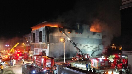 Aydın'da 17 saat süren yangın söndürüldü: 1 itfaiye eri yaralandı - gundem