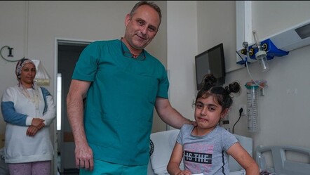 Göğüs boşluğundan yarım kilo kitle çıktı - saglik
