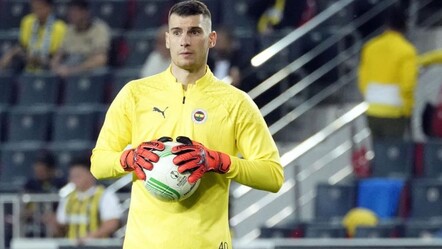 Livakovic Fenerbahçe'de kalacak mı? Hırvat kaleci kararını verdi - spor