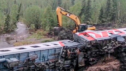 Rusya'da bilanço belli oluyor! Raydan çıkan trende 3 kişi öldü - dunya