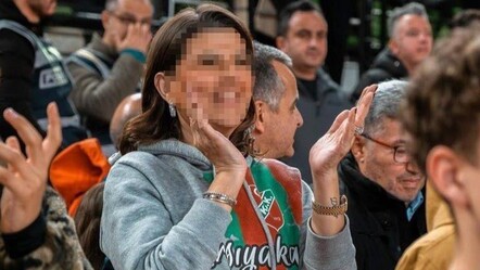 İzmir'in Seçil Erzan'ı intihara kalkıştı! Psikiyatri servisine sevk edildi - gundem