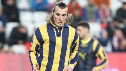 Fenerbahçe, Çağlar Söyüncü'yü renklerine bağladı! Bonservis bedeli açıklandı - spor