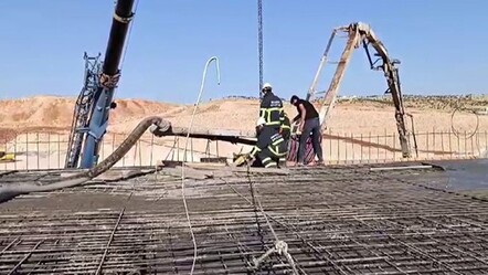 Beton pompasının altında kaldı! İnşaatta feci ölüm - dunya
