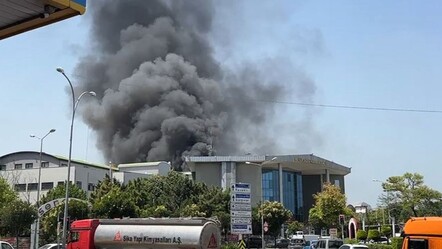 Beylikdüzü’nde fabrikada çıkan yangın kısa süre içerisinde söndürüldü - gundem