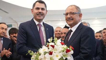 Çevre Şehircilik ve İklim Değişikliği Bakanlığında devir teslim! Murat Kurum görevi devraldı - gundem