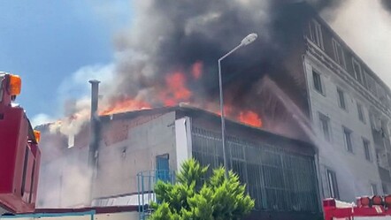 İstanbul Esenyurt'taki 23 katlı binada çıkan yangın söndürüldü - gundem