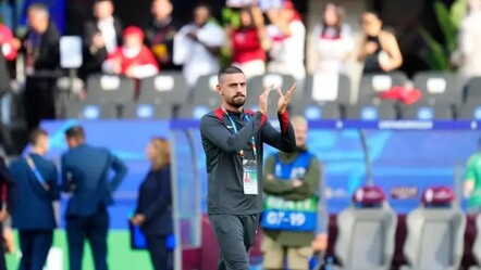 Bozkurt işaretiyle UEFA'dan ceza almıştı...  Merih Demiral Hollanda maçı öncesi sahaya çıktı - politika