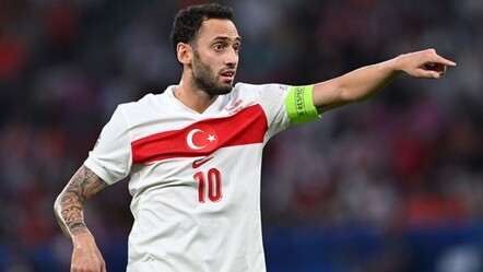 Hakan Çalhanoğlu'ndan Hollanda maçı değerlendirmesi! 'Keşke geri çekilmeseydik' - haberler