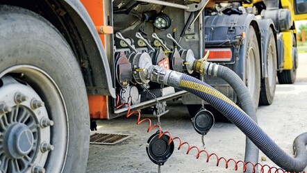 Mazotu depolayıp satıyorlar...Garajlarda akaryakıt ikmali yasaklanıyor - ekonomi