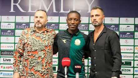 Sakaryaspor Max Gradel'i kadrosuna kattığını açıkladı - haberler