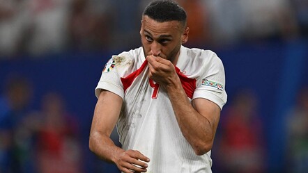 Tosun Paşa kalıyor! Beşiktaş yönetimi yeniden masaya oturma kararı aldı - spor