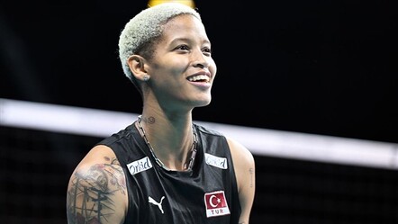 Fenerbahçe, Melissa Vargas, Gizem Örge, Aslı Kalaç ve Meliha Diken ile sözleşme uzattı - spor