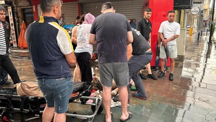 İzmir'deki sağanak yağmurda kaçak elektrik akımına kapılan iki kişi feci şekilde can verdi - gundem