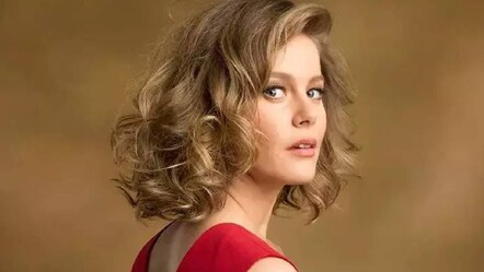 Burcu Biricik anne oldu! Hastaneden ilk görüntüler geldi - magazin
