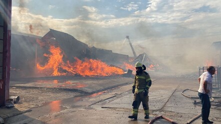 Bursa'da kereste fabrikası cayır cayır yanıyor! - yasam