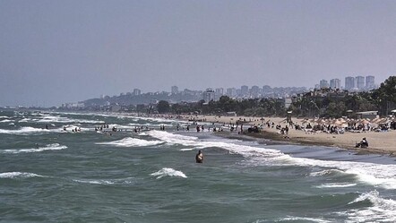 Dalga yüksekliği 2 metreye ulaştı! Valilikten ‘denize girmeyin’ uyarısı yapıldı - gundem