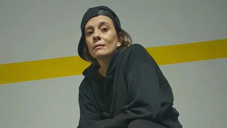 Ceza'nın kardeşi Ayben 1982 yılında doğdu - haberler