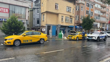 Beyoğlu'nda panik anları! Taksiden indi caddeyi kurşun yağmuruna tuttu - Gündem