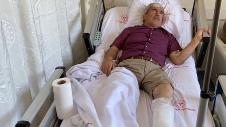 Antalya'da sahipsiz köpeğin saldırdığı Halil Aksay elektrikli bisikletten düşerek yaralandı - t-otomobil