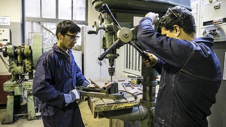 Patron eleman, çalışan iş bulamıyor! İşçi krizine çözüm meslek ortaokulu - ekonomi