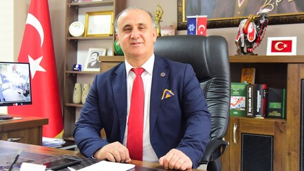 Esnaftan belediye başkanına bıçaklı saldırı - gundem