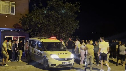 Kaynarca'yı karıştıran taciz! Halk camları taşladı, yabancı uyruklu şahıs tutuklandı - dunya