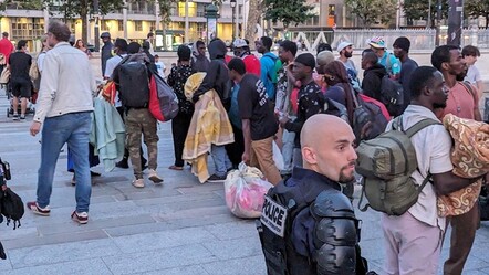 Paris dışına atıldılar! 'Evsizler' olimpiyatların bitmesini bekliyor - dunya