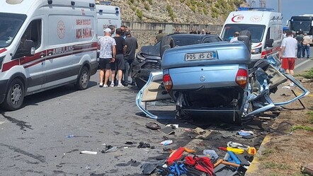 Ciple otomobilin çarpışmasında ortalık kan gölüne döndü - gundem