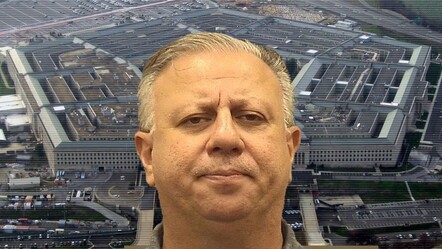 Türk vatandaşı Pentagon çalışanı onlarca gizli belgeyi kaçırırken yakalandı - dunya