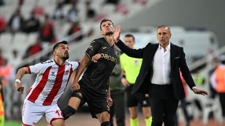 Trabzonspor, Sivasspor deplasmanından kayıpla döndü! Uğurcan Çakır maça damga vurdu - spor