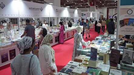 Arapça kitaplar fuarda bir arada - kultur-sanat