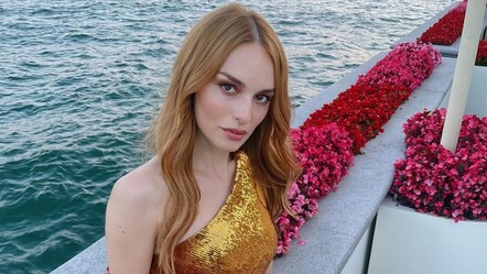 Nilperi Şahinkaya saçlarını kısacık kestirip boyattı! Yeni haline yorum yağdı - magazin