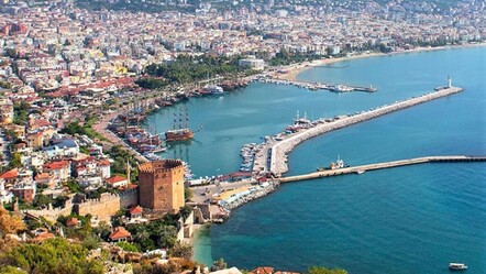 Antalya’da 2 bin yabancı kaçak emlakçılık yapıyor - emlak