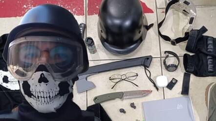 Tek tıkla cephanelik kurmak mümkün! Yaş sınırı yok, kapıya kılıç servisi var - gundem