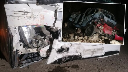 Yolcu otobüsü ile çarpışan otomobil alev aldı! Ölü ve yaralılar var - dunya