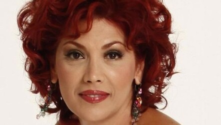 Ayşenur Yazıcı yoğun bakımda! Oğlu 'Hayata tutunması için yardım istiyorum' diyerek duyurdu - magazin