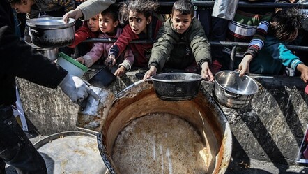 İsrail, açlığı silah olarak kullanıyor! Binlerce tır Gazze kapısında beklemede - dunya
