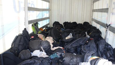 'Dur' ihtarına uymayarak kaçan kamyonetten 32 göçmen çıktı - gundem