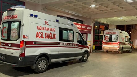 Sokakta çıkan kavga hastane bahçesinde devam etti! Pala ve bıçaklarla saldırdılar - gundem