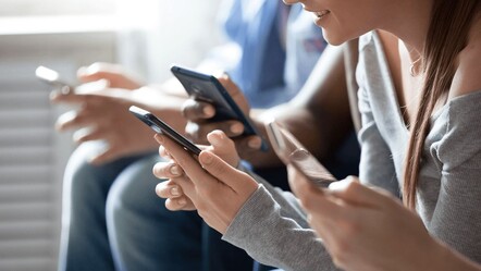 Fiyatlar cep yakınca çareyi böyle buldular! İşte marka ve modele göre telefon kiralama ücretleri - gundem