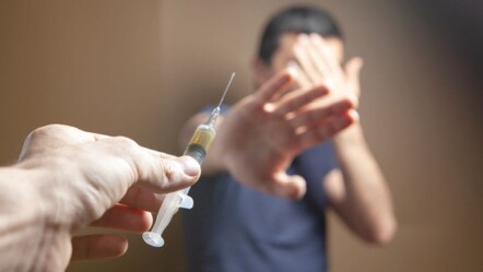 İranlı uyuşturucu kuryesinin feci sonu! Midesindeki kapsül patladı, o anda can verdi - dunya