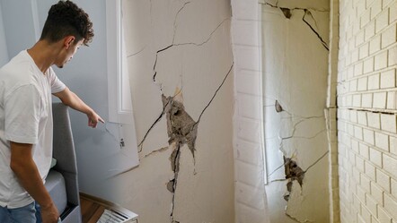 İzmir'de metro inşaatı evleri çatlattı! Vatandaşlar panik oldu, belediyeden açıklama geldi - gundem