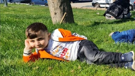İstanbul'da acı kaza! Bakkaldan eve koşan küçük çocuk canından oldu - gundem