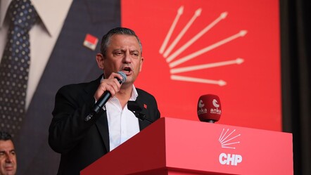 Özgür Özel fıstık mitinginde erken seçim mesajı verdi - gundem